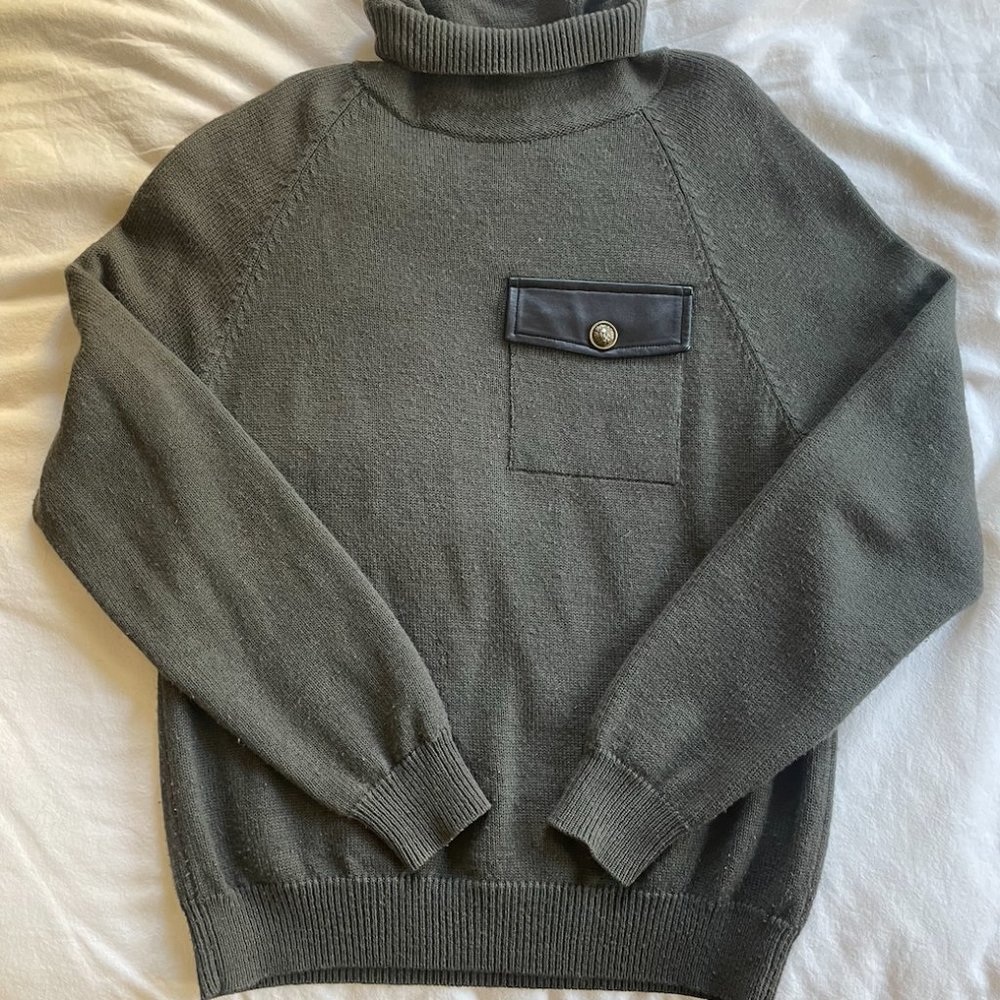 Versus Versace Women's Green Turtleneck Sweater